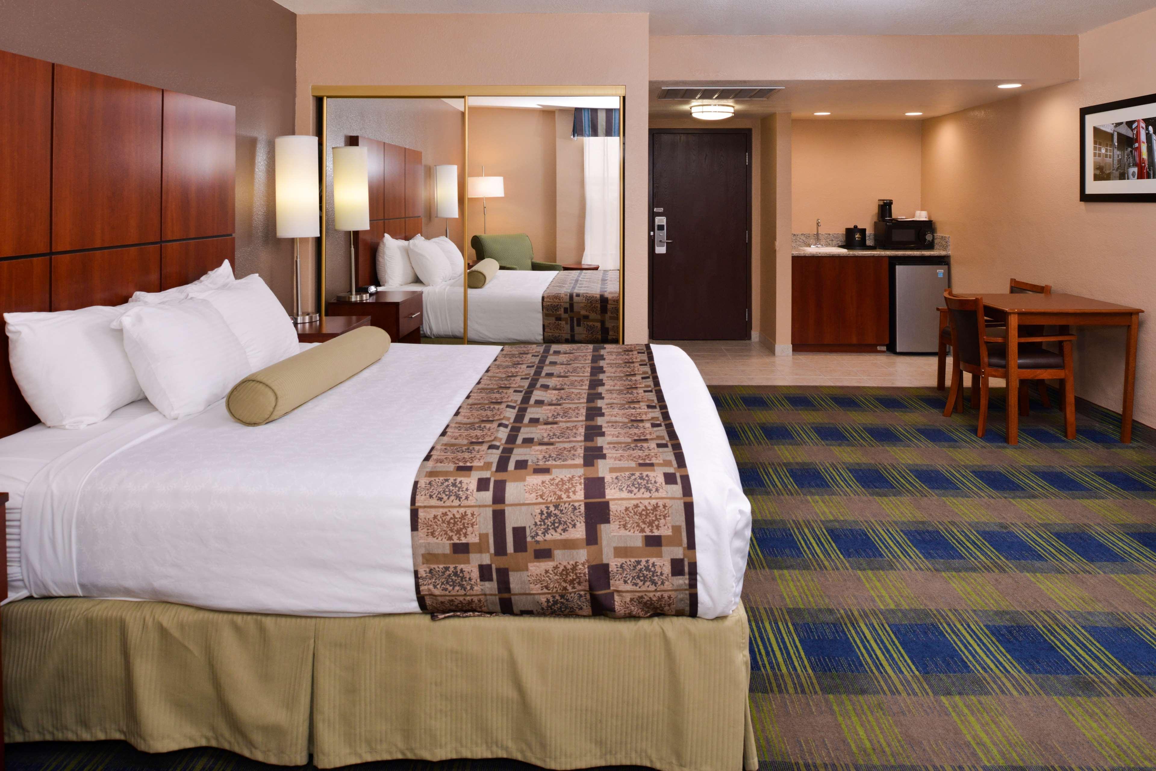 Best Western Plus Heritage Inn Ontario Rancho Cucamonga Extérieur photo
